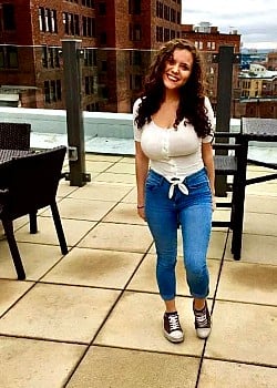 Laura Earnesty